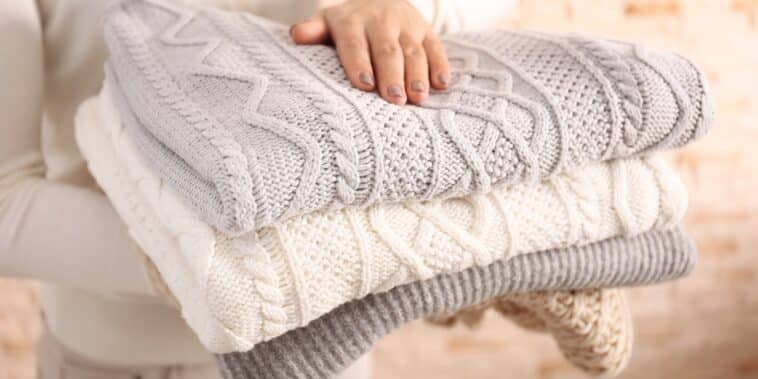 Comment défeutrer un pull en laine : l'astuce pratique pour donner une seconde vie à vos vêtements