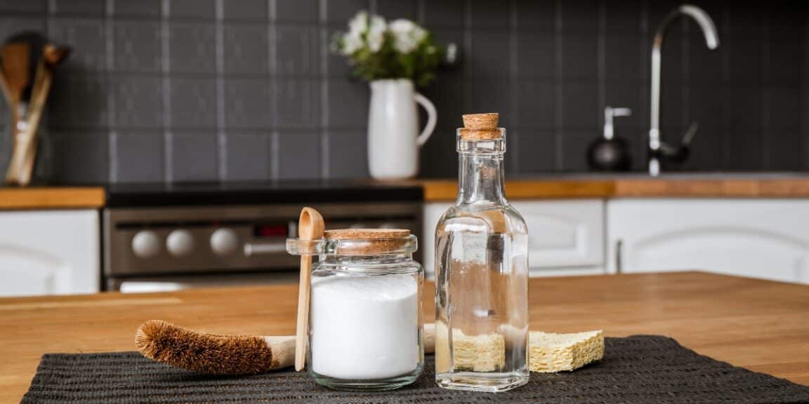 Astuces ménagères : 4 objets à ne jamais nettoyer avec du vinaigre blanc