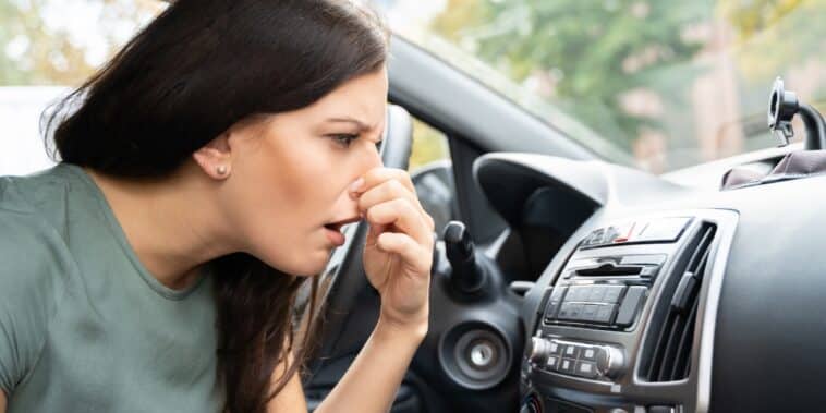 Comment éliminer une mauvaise odeur dans votre voiture ?