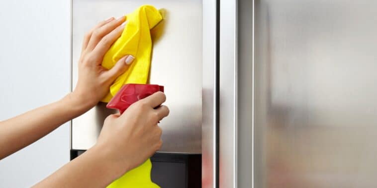 Découvrez comment nettoyer l'inox sans utiliser de produits chimiques !