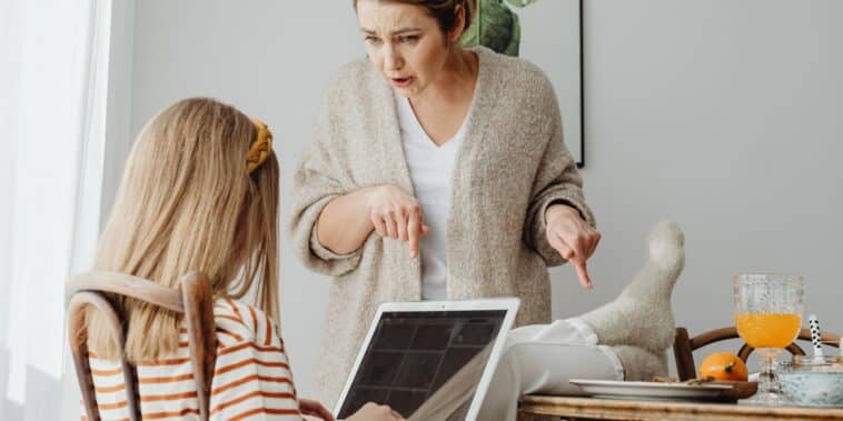 Les comportements à abandonner pour transformer radicalement votre vie : nos meilleurs conseils