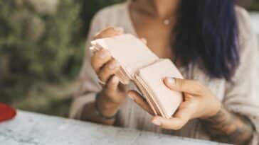 24 juillet 2024 : Découvrez les mystères de votre destin avec le tarot astrologique !
