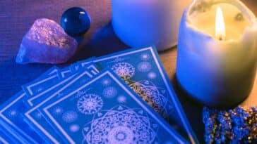 Prévisions astrologiques du 23 juillet 2024 : Découvrez les influences du tarot sur votre journée