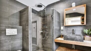 Découvrez ces conseils étonnants pour une salle de bain minimaliste et sans encombrement qui changera votre vie !