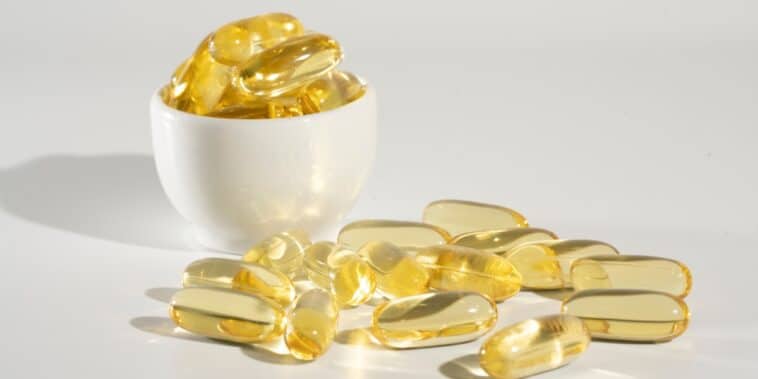 Découvrez les effets miraculeux de l'huile de poisson sur votre santé : conseils pour une vie plus saine